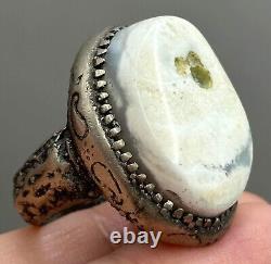 Antique Old Vintage Near Eastern Silver Hakik Carnelian Ring in Good Condition