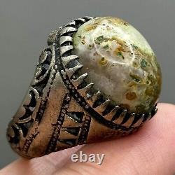 Antique Old Vintage Near Eastern Silver Hakik Carnelian Ring in Good Condition