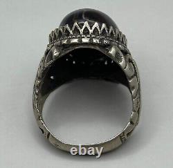 Antique Old Vintage Near Eastern Silver Hakik Carnelian Ring in Good Condition