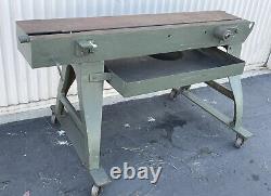 OLD VINTAGE ANTIQUE INDUSTRIAL METAL TABLE MACHINE BASE IRON LEGS HEAVY 50x10x29