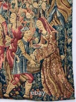 Old Vintage wall hanging Tapestry 31x46 in a good condition