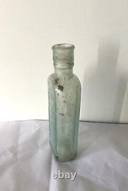 Old vintage antique green glass bottle Ellimans Universal Embrocation 8508