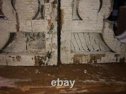 Pair vintage Victorian age corbel porch brackets 1880 15 x 13 x 3.75 old white