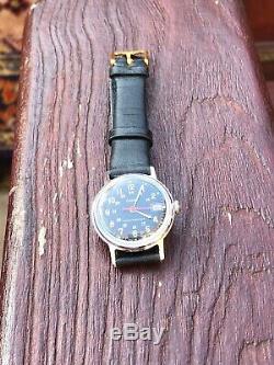 VINTAGE 1977 BRITISH TIMEX MILITARY DATE WRISTWATCH In New Old Stock