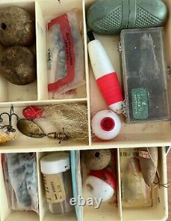 Vintage Old Pal Fishing Tackle Box With Lures And Other Vintage Tackle