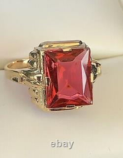 Vintage Ruby Cocktail Ring 2.50 Ct Retro Yellow Gold 1950'a New Old Stock