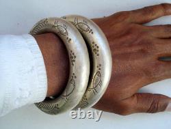 Vintage antique tribal old silver bracelet bangle cuff fish design handmade