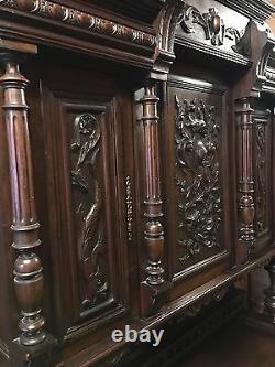 1890s Antique French Walnut Renaissance Carved Buffet Buffet Buffet Buffet Cabinet Nice Old