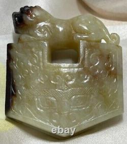 Ancien Dragon Taoti Vintage, pièce très inhabituelle en jade néphrite sculpté à la main.