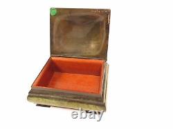 Ancienne boîte à bijoux en métal vert et bois avec blason vintage et antique du DANEMARK