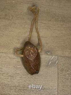 Ancienne cloche d'animal en bois sculpté à la main, datant des années 1900