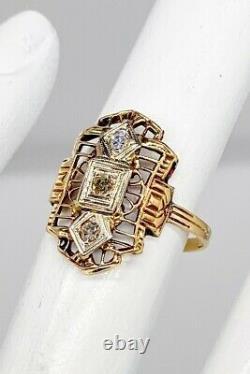 Antique Années 1920. 33ct Old Mine Cut Diamond 14k Yellow Gold Filigree Ring