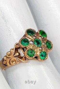 Antique Victorienne Des Années 1870 2ct Old Euro Emerald Pearl 14k Yellow Gold Halo Ring
