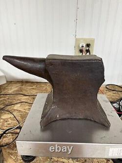 Antique Vintage Blacksmith Anvil 80 Lbs Très Vieux Bien Fait Dos Broke Off