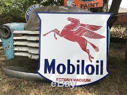 Antique Vintage Old Style Mobil Oil Service Station Pegasus Sign Mobiloil 40