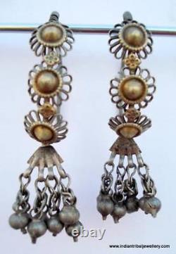 Boucles d'oreilles en argent ancien tribal vintage du Rajasthan