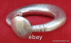 Bracelet Bangle en argent ancien tribal vintage de l'Inde