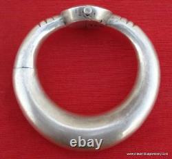 Bracelet Bangle en argent ancien tribal vintage de l'Inde