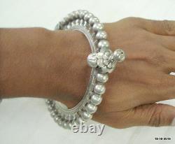 Bracelet de tribu ancien en argent, vintage, antique, bijoux traditionnels.