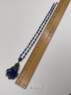 Collier d'Art Nouveau antique en verre coulé bleu avec perles de baies, fait main et vintage