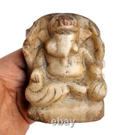 Figure / Statue en marbre antique ancien et vintage sculpté à la main de Dieu Ganesha des années 1850