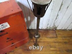Lampe suspendue en laiton avec tige en verre, de style Art déco, d'époque ancienne et vintage.