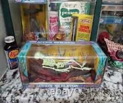 Ornement d'action squelette de marque Penn Plax pour aquarium vintage, ancien et antique