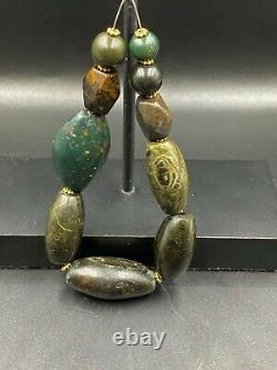 Perles anciennes vintage en aventurine, jade et jaspe de l'Himalaya, Indo-Tibétain et Afghan