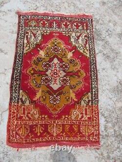 Petit tapis turc à suspendre, vieux tapis à encadrer, tapis vintage, tapis anciens