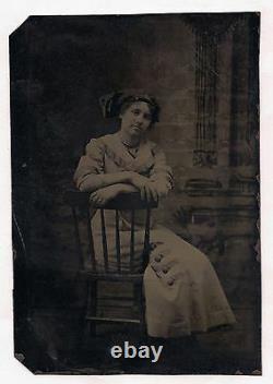 Vieille Vieille Vieille Antiquité Tintype Photo Portrait D'une Jolie Jeune Femme Dans Un Turban
