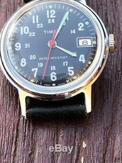 Vintage 1977 Colombie Timex Militaire Date Bracelet Dans New Old Stock