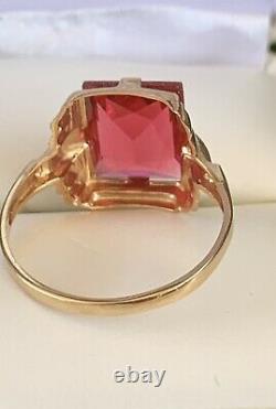 Vintage Ruby Cocktail Ring 2,50 Ct Retro Yellow Gold 1950'a New Old Stock